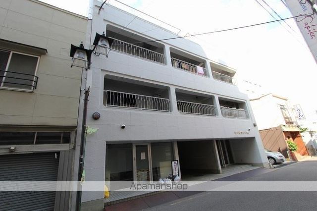 百間町マンションの外観写真