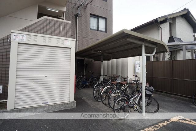 G・FORESTの玄関写真