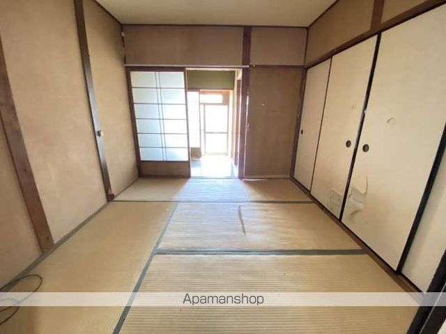 山岡様平屋西棟の内装写真