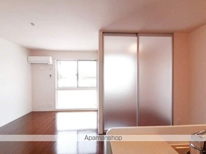 ナウ　リヴィエール[1LDK/56.26m2]のリビング・居間