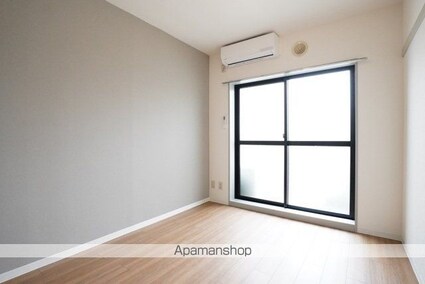 ワールドパレス永福町[1R/16.56m2]のリビング・居間3