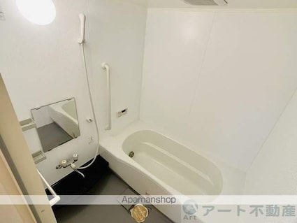 カーサ城北　Ｂ棟[2LDK/56.3m2]のバス