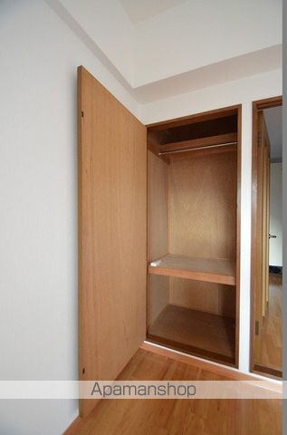 アドラー隅本の内装写真