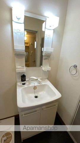 雨あがりの虹 A棟の内装写真