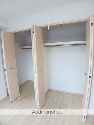 シャン・ド・フルール[1K/25.32m2]の収納