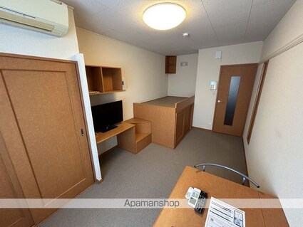 レオパレスメゾン太白[1K/22.35m2]のリビング・居間2