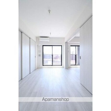 ＯＲＭＥ　ＣＯＵＲＴ　ＮＩＰＰＯＲＩ　ＥＡＳＴ[2LDK/53.33m2]のリビング・居間