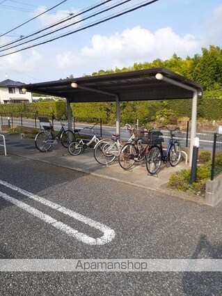 アヴニールⅤ[2DK/42.77m2]の共用部