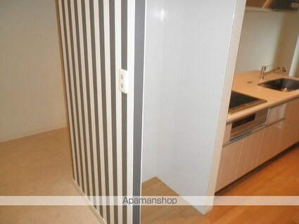 ＴＲＩーＳＴＡＧＥ[2LDK/66.28m2]の内装1