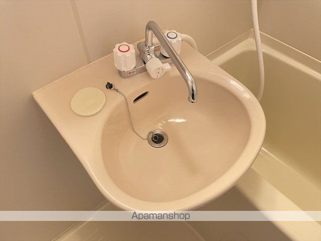 スカイコート九段下の内装写真