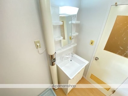 ヴィラナリー函館４号棟（ヴィラナリーハコダテヨンゴウトウ）[2DK/50.69m2]の洗面所