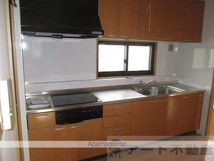 プレジール道後[3LDK/103.9m2]のキッチン