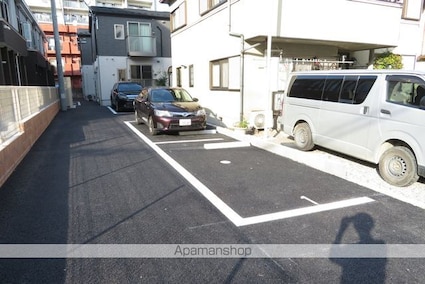 シェルテ河原町Ａ[1LDK/33.74m2]の駐車場