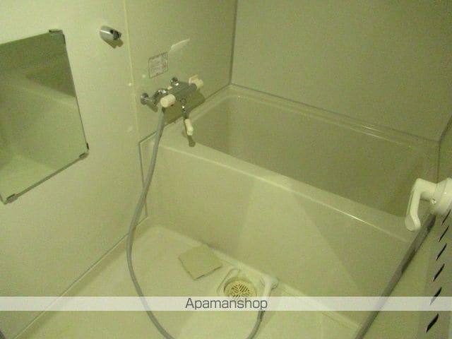 アパートメント1040Aの内装写真