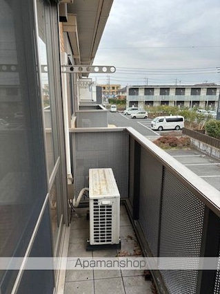 ロイヤルレジデンス[2DK/49.5m2]のバルコニー