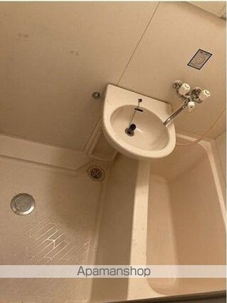 和歌山県和歌山市栄谷[1R/17.01m2]のバス