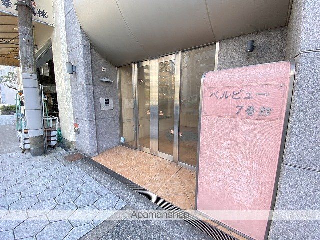 ベルビュー7番館の玄関写真
