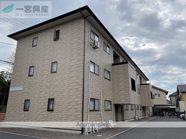フォブールトロワ片岡の外観写真