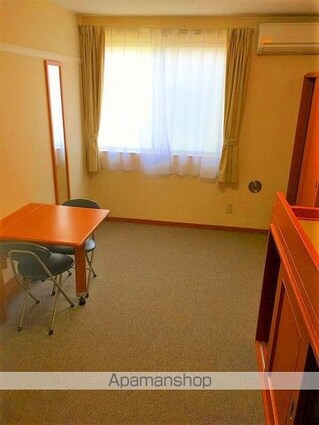 レオパレスカメリアひたち野Ⅰ[1K/26.08m2]のリビング・居間2