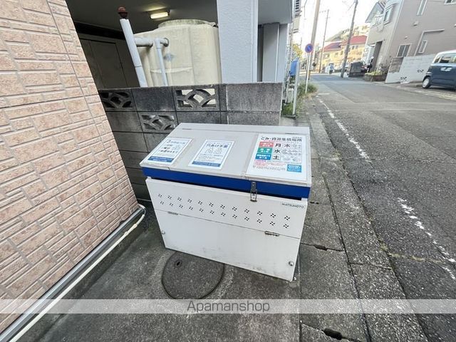 アークフローレスの外観写真