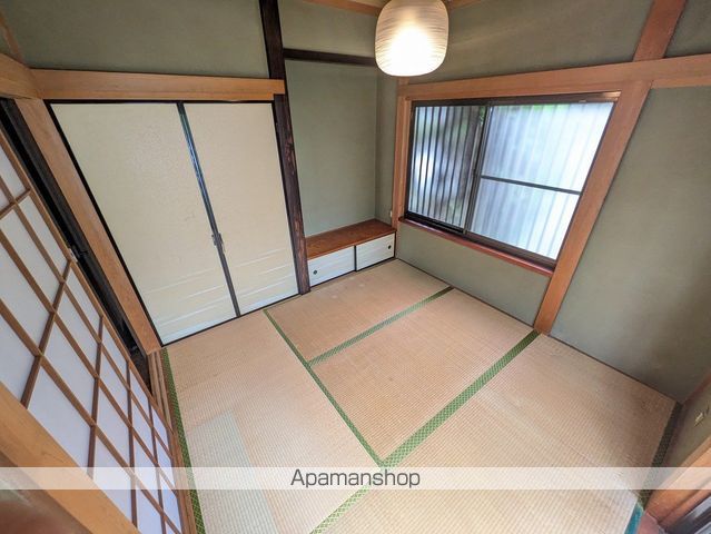京成電鉄松戸線 薬園台駅 徒歩11分 2階建 築32年の内装写真