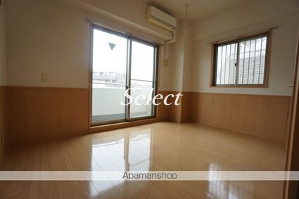 神奈川県横浜市港南区港南中央通[1K/25.37m2]のリビング・居間