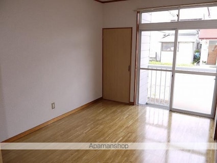 ドゥエル岩波[2DK/42.23m2]のリビング・居間