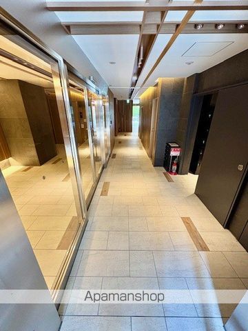 BPRレジデンス梅田西の玄関写真