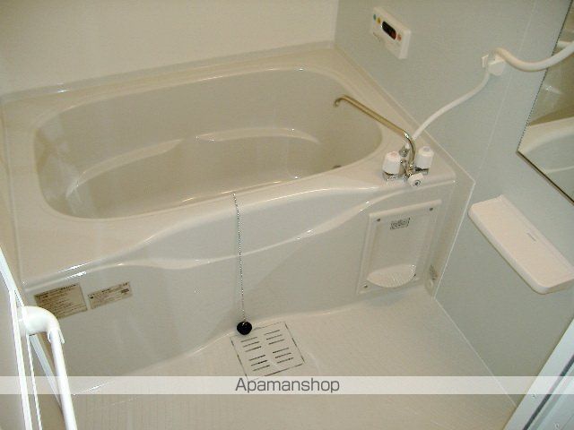 ハチマルの内装写真