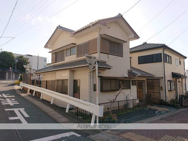 広沢2丁目貸家の外観写真