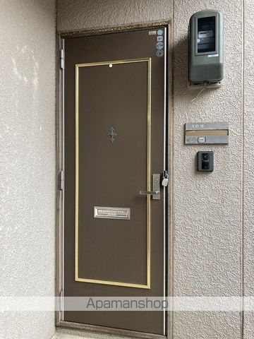 クオレ・シティ鐙の玄関写真
