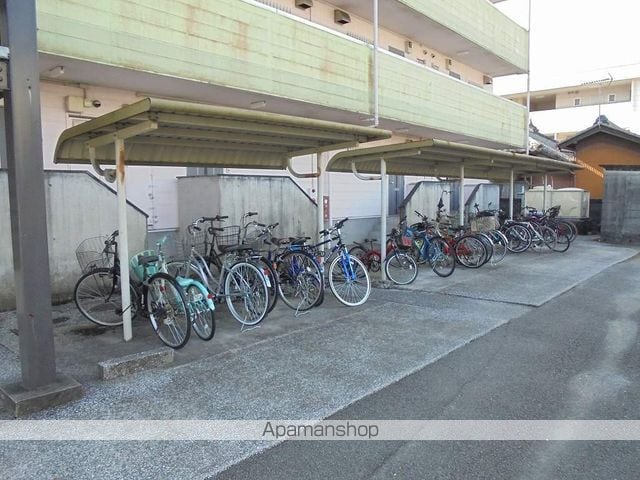 高知県高知市一宮中町３丁目[2LDK/48.6m2]の共用部