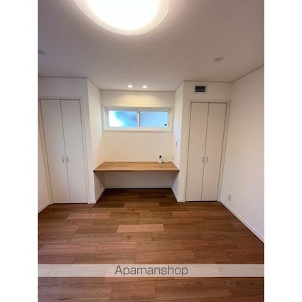 世田谷区代沢２丁目戸建[2LDK/100.02m2]の内装