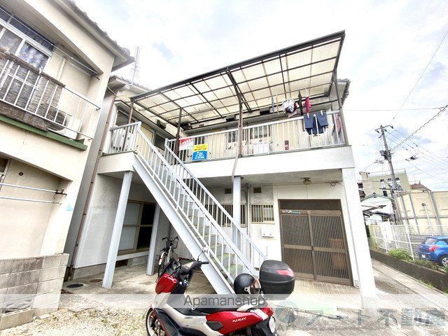 小栗ハイツの玄関写真
