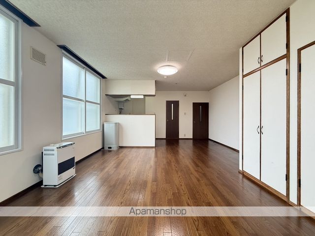 本町ハイツタイプIの内装写真
