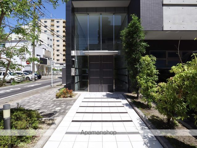 名古屋市東山線 今池駅 徒歩5分 10階建 築17年の玄関写真