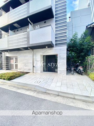 プレミアムキューブ横浜DEUXの玄関写真