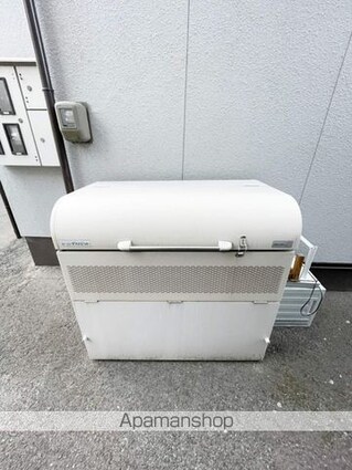コーポ岸本Ａ棟[3K/42.9m2]の共用部3