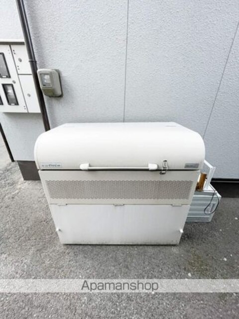 コーポ岸本Ａ棟[3K/42.9m2]の共用部3