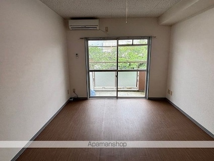 リバーハイツ豊岡[1K/23.04m2]のリビング・居間