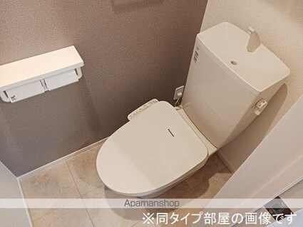 メゾン　マルベリィ[2LDK/63.03m2]のトイレ