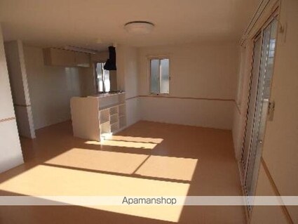 グラン・ファミーユ　Ｂ[2LDK/67.54m2]のリビング・居間