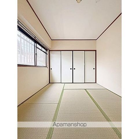 ロイヤルメゾンIIの内装写真