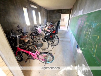 密柑山セピアコート[3LDK/80.11m2]の共用部2