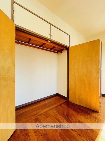AMBER HOUSE Jinguの内装写真