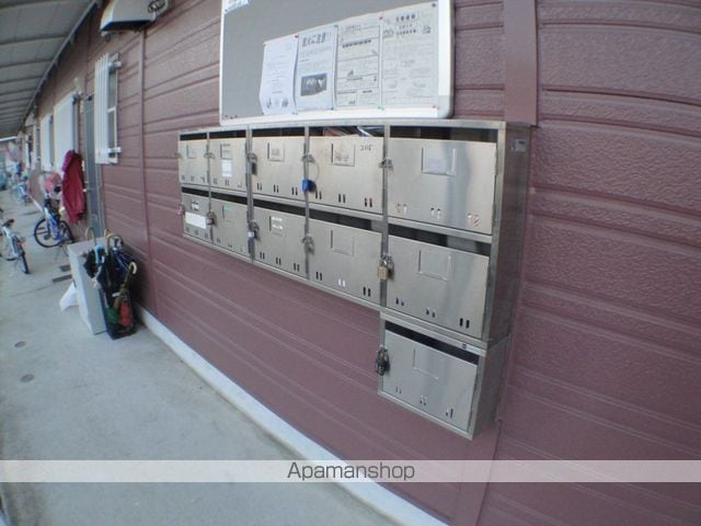 ヴェルディハイツの玄関写真