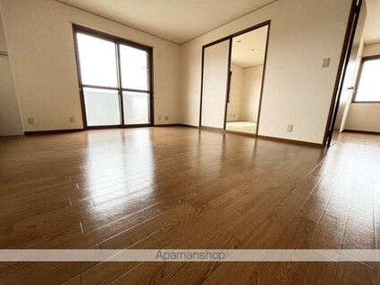 ＥＡＳＴ　ＮＯＮＡＭＩ　六番館[2LDK/56.8m2]のリビング・居間