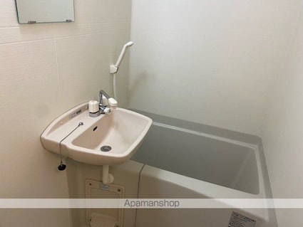 レオパレス谷中　髙野荘[1K/22.33m2]のバス