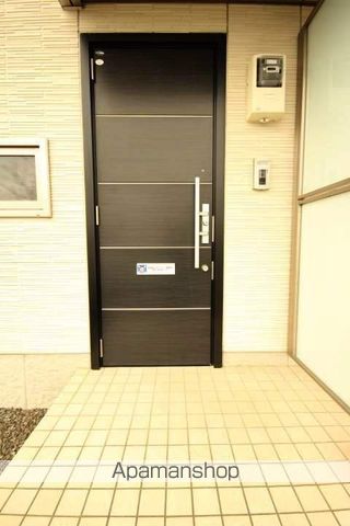 VILLA OKUBO Aの玄関写真