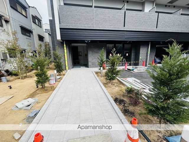 ESLEAD大阪城EASTの玄関写真